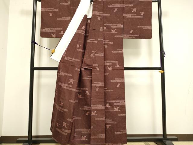 平和屋着物▽上質な紬　単衣　エ霞飛鳥文　正絹　逸品　DAAV3176du