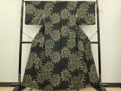 平和屋着物●上質な紬 舞花文 正絹 逸品 未使用 DAAV3298du