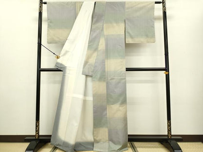 平和屋着物●上質な紬　変わり市松　正絹　逸品　DAAV3300du