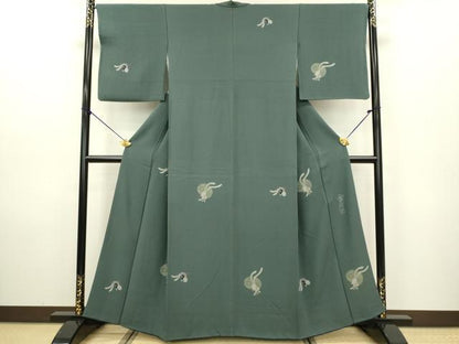 平和屋着物●世界的人形師　辻村寿三郎　ジュサブロー　訪問着　兎　錆浅葱色地　正絹　逸品　DAAV3389du
