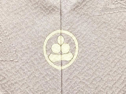 平和屋着物●染色作家　奥田祐斎監修　色無地　文箱花地紋　ローズミスト色　正絹　逸品　DAAV3477du