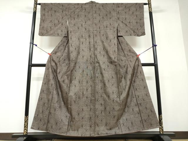 平和屋着物●本場大島紬 9マルキ 麻の葉文様 正絹 逸品 未使用 DAAV4879ud