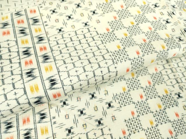 平和屋着物▽上質な紬 単衣 志ぐれ 亀甲絣 反端付き 正絹 逸品 DAAV5180az