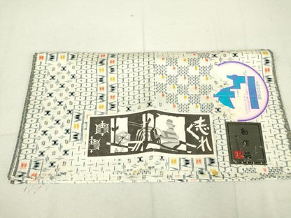 平和屋着物▽上質な紬 単衣 志ぐれ 亀甲絣 反端付き 正絹 逸品 DAAV5180az