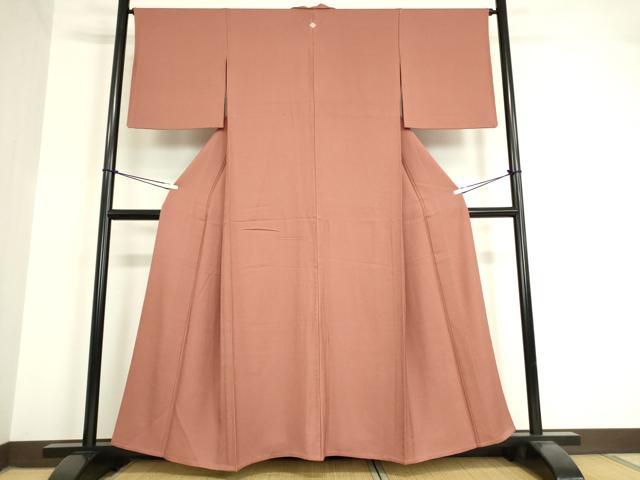 平和屋着物▽上質な色無地　単衣　真赭色　正絹　逸品　未使用　DAAV5538az