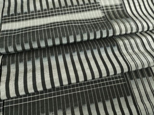 平和屋着物▽上質な紬 単衣 変わり格子 黒地 正絹 逸品 DAAV5724az