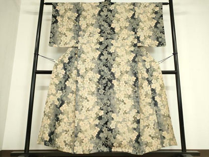 平和屋着物▽上質な小紋 単衣 舞桜文 金彩 鬼しぼ縮緬 正絹 逸品 DAAV5792az