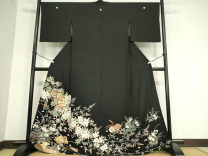 平和屋着物▽豪華黒留袖　単衣　駒刺繍　御所車楽器花文　金銀彩　正絹　逸品　DAAV5916az