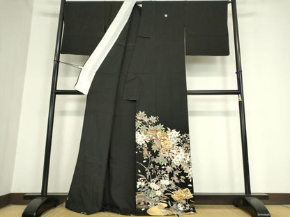平和屋着物▽豪華黒留袖　単衣　駒刺繍　御所車楽器花文　金銀彩　正絹　逸品　DAAV5916az