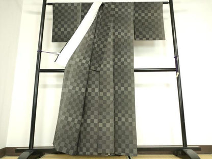 平和屋着物▽上質なお召 単衣 市松文 黒地 正絹 逸品 DAAV5994az