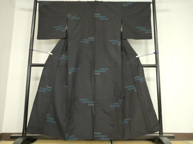 平和屋着物▽結城紬　単衣　エ霞文　黒地　80亀甲　正絹　逸品　DAAV5996az