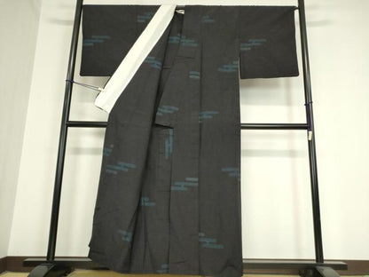 平和屋着物▽結城紬　単衣　エ霞文　黒地　80亀甲　正絹　逸品　DAAV5996az