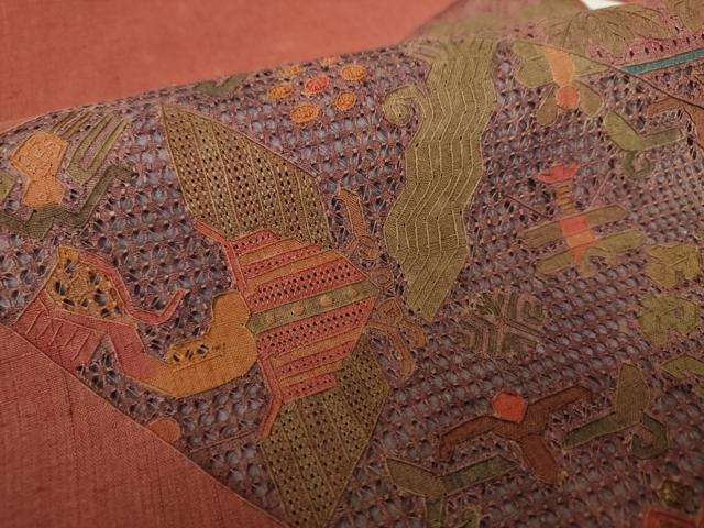 平和屋着物●中国三大刺繍　スワトウ相良刺繍　汕頭相良刺繍　総刺繍　九寸名古屋帯　紬地　花鳥文　正絹　逸品　DAAV6324ps