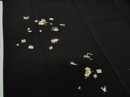 平和屋着物●訪問着　駒刺繍　宝尽くし　黒地　金彩　正絹　逸品　DAAV6685ps