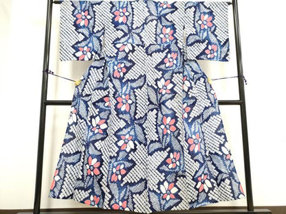 平和屋着物∴夏物　浴衣　有松鳴海絞り　草花文　綿　逸品　未使用　DAAV7256cd