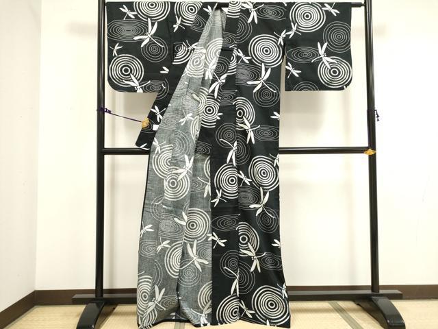 平和屋着物∴夏物　浴衣　綿紅梅　流水文　トンボ　黒地　綿　逸品　DAAV7296cd