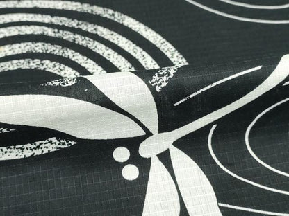 平和屋着物∴夏物　浴衣　綿紅梅　流水文　トンボ　黒地　綿　逸品　DAAV7296cd
