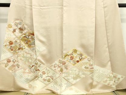 平和屋着物●創業460年・千總　色留袖　駒刺繍　菱取り飛鶴宝尽くし文　金彩　高島屋扱い　正絹　逸品　DAAV8542tw