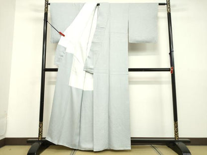 平和屋着物●上質な色無地　舞花地紋　パウダーブルー色　正絹　逸品　未使用　DAAV8548tw