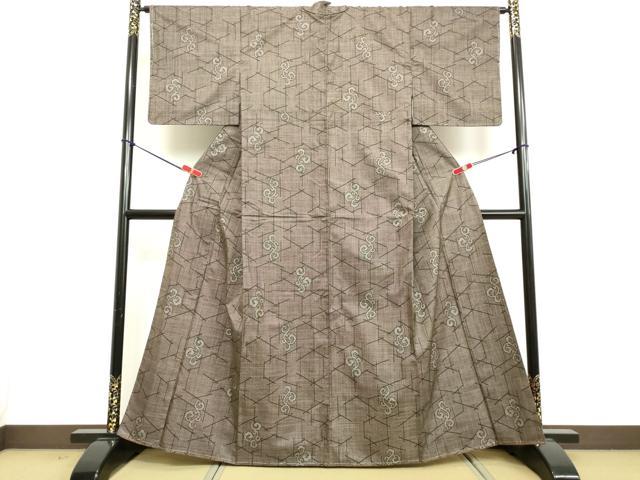 平和屋着物●本場大島紬 7マルキ 唐草文 正絹 逸品 未使用 DAAV8555tw