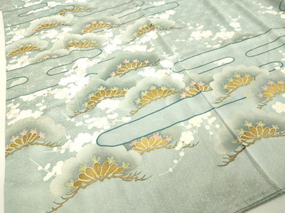 平和屋着物●創業460年・千總　色留袖　刺繍　霞枝梅松文　月白色地　金彩　三越扱い　正絹　逸品　DAAV8592tw