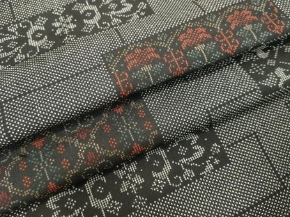 平和屋着物●本場大島紬 7マルキ 洋花文 正絹 逸品 DAAV8631tw