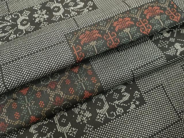 平和屋着物●本場大島紬 7マルキ 洋花文 正絹 逸品 DAAV8631tw
