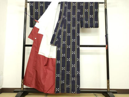 平和屋着物●上質な紬 間道 鈴乃屋扱い 正絹 逸品 DAAV8637tw