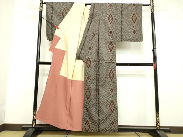 平和屋着物●本場大島紬 龍郷絣 菱間道 正絹 逸品 DAAV8656tw