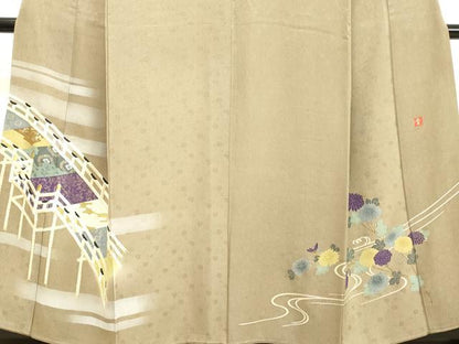 平和屋着物●ファッションデザイナー 花井幸子　色留袖　刺繍　渡橋草花文　金銀彩　正絹　逸品　DAAV8671tw
