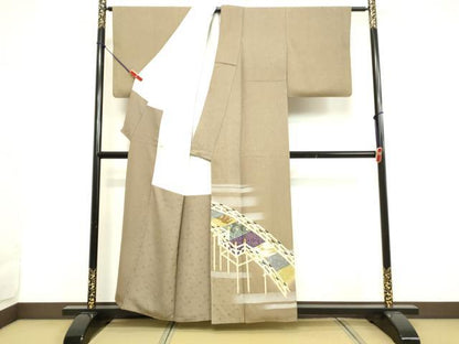 平和屋着物●ファッションデザイナー 花井幸子　色留袖　刺繍　渡橋草花文　金銀彩　正絹　逸品　DAAV8671tw