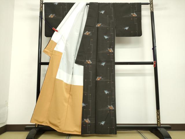 平和屋着物●上質な紬 舞蝶文 黒地 正絹 逸品 DAAV8675tw