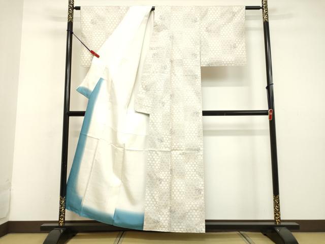 平和屋着物●本場大島紬 白大島 9マルキ 舞蝶文 丸宮織物謹製 証紙付き 正絹 逸品 DAAV8711tw