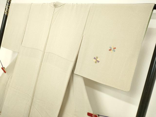 平和屋着物●訪問着　総刺繍　舞花文　金銀糸　反端付き　正絹　逸品　DAAV8716tw