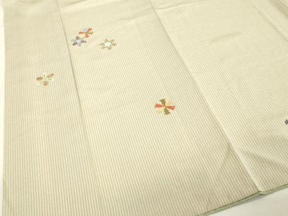 平和屋着物●訪問着　総刺繍　舞花文　金銀糸　反端付き　正絹　逸品　DAAV8716tw