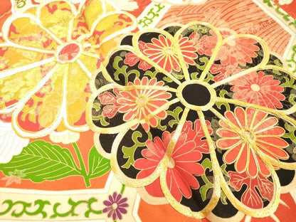 平和屋着物●豪華振袖　駒刺繍　亀甲草花文　金彩　正絹　逸品　DAAV8737tw