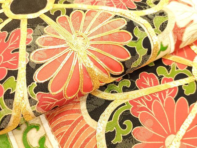 平和屋着物●豪華振袖　駒刺繍　亀甲草花文　金彩　正絹　逸品　DAAV8737tw