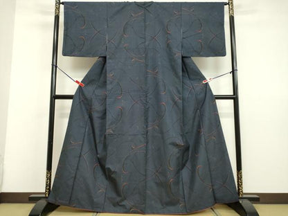 平和屋着物●本場大島紬　7マルキ　唐草文　正絹　逸品　DAAV8826tw