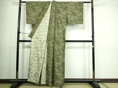 平和屋着物▽上質な紬　単衣　110亀甲　草葉文　正絹　逸品　DAAV9586sf