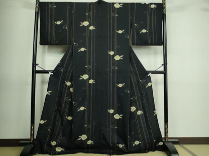 平和屋着物▽小紋 単衣 舞花文 黒地 ロング丈 洗える着物 DAAV9770sf