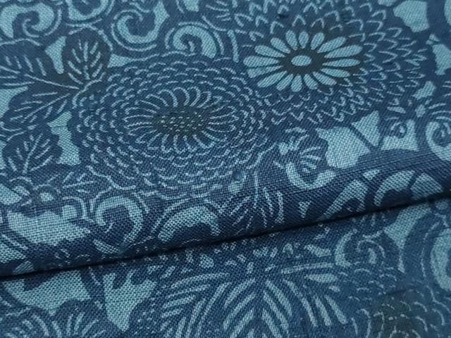 平和屋着物▽上質な紬 単衣 本藍 型絵染 花唐草文 正絹 逸品 DAAV9968sf