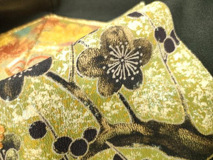 平和屋着物■豪華黒留袖　駒刺繍　扇面花松文　金彩　正絹　逸品　DAAW0934op