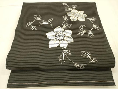 平和屋着物＊夏物　八寸名古屋帯　絽綴れ　駒刺繍　花唐草文　黒地　金糸　正絹　逸品　DAAW1926cm