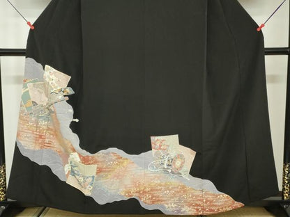 平和屋着物■豪華黒留袖　駒刺繍　色紙重ね吉祥花文　金彩　正絹　逸品　DAAW2133zy