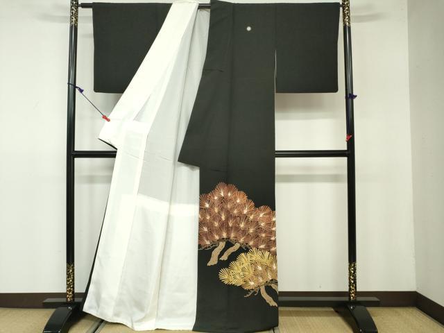 平和屋着物■豪華黒留袖　駒刺繍　枝松文　金彩　正絹　逸品　DAAW2173zy