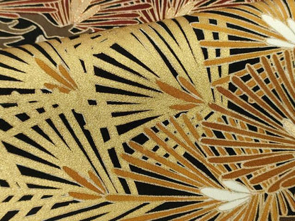 平和屋着物■豪華黒留袖　駒刺繍　枝松文　金彩　正絹　逸品　DAAW2173zy