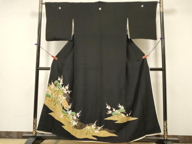 平和屋着物■豪華黒留袖 駒刺繍 笹松梅文 金彩 正絹 逸品 DAAW2594ma
