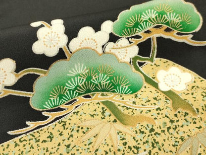 平和屋着物■豪華黒留袖 駒刺繍 笹松梅文 金彩 正絹 逸品 DAAW2594ma