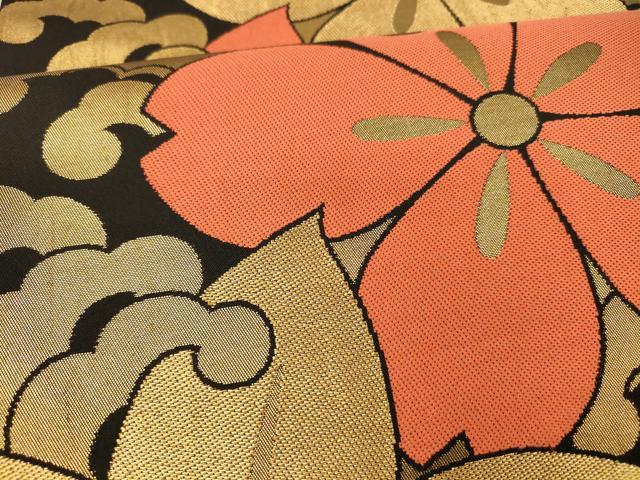 平和屋着物●織物一筋名門 織悦 全通柄 本袋帯 草花文 黒地 金糸 正絹 逸品 DAAW4291cm