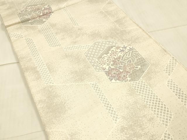 平和屋着物●全通柄袋帯　本場大島紬　白大島　宮ノ原織謹製　9マルキ　亀甲草花文　証紙付き　上代32万　正絹　逸品　DAAW4313cm